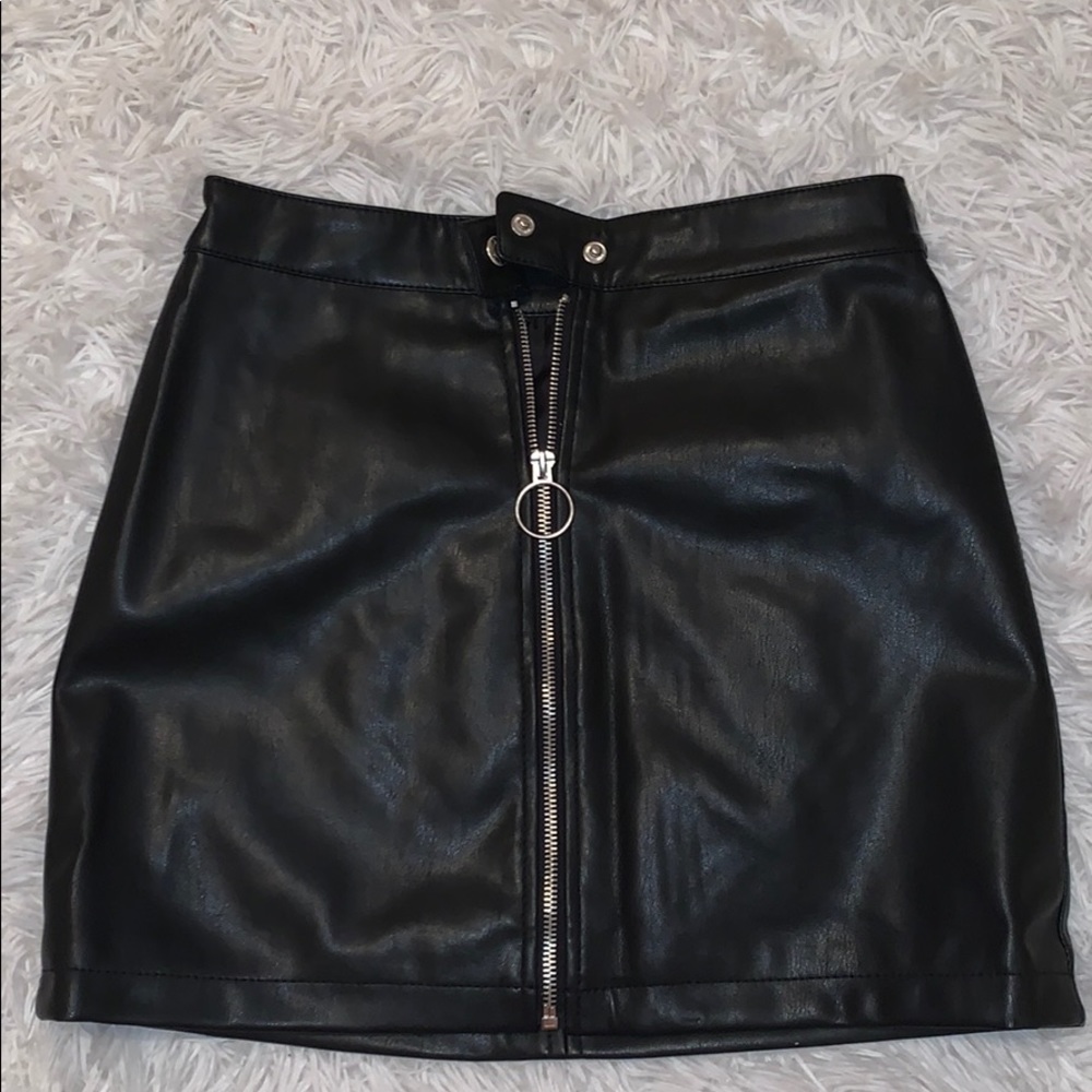 Faux Black Leather Skirt - Picture 2 of 2